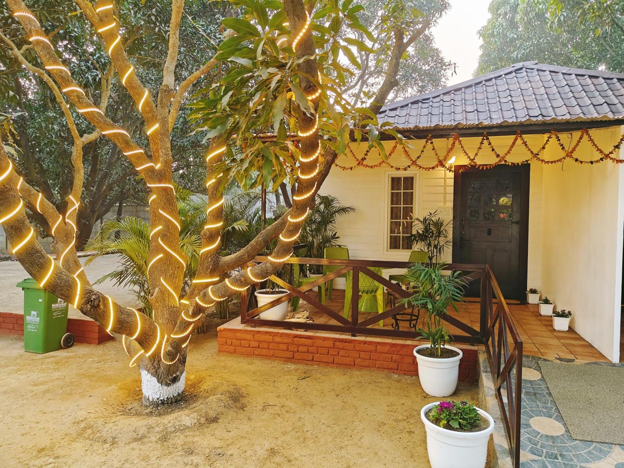 Shobhayan Inn, Airport Railway Station Pickup Free Ayodhya Bagian luar foto
