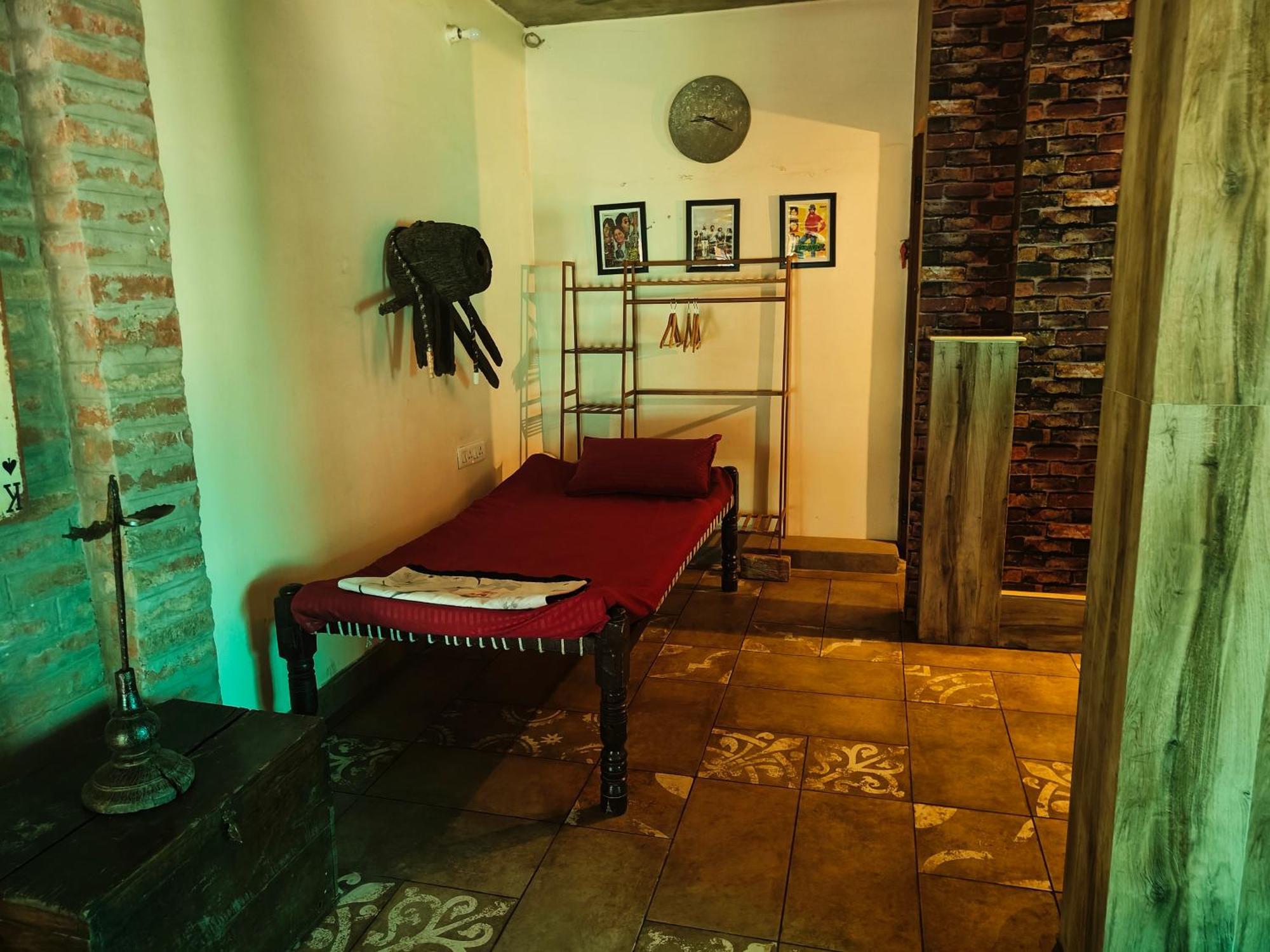 Shobhayan Inn, Airport Railway Station Pickup Free Ayodhya Bagian luar foto