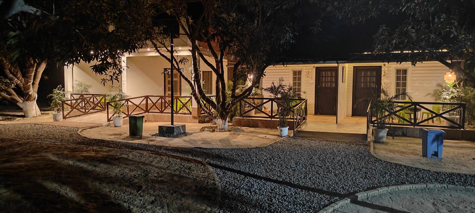 Shobhayan Inn, Airport Railway Station Pickup Free Ayodhya Bagian luar foto