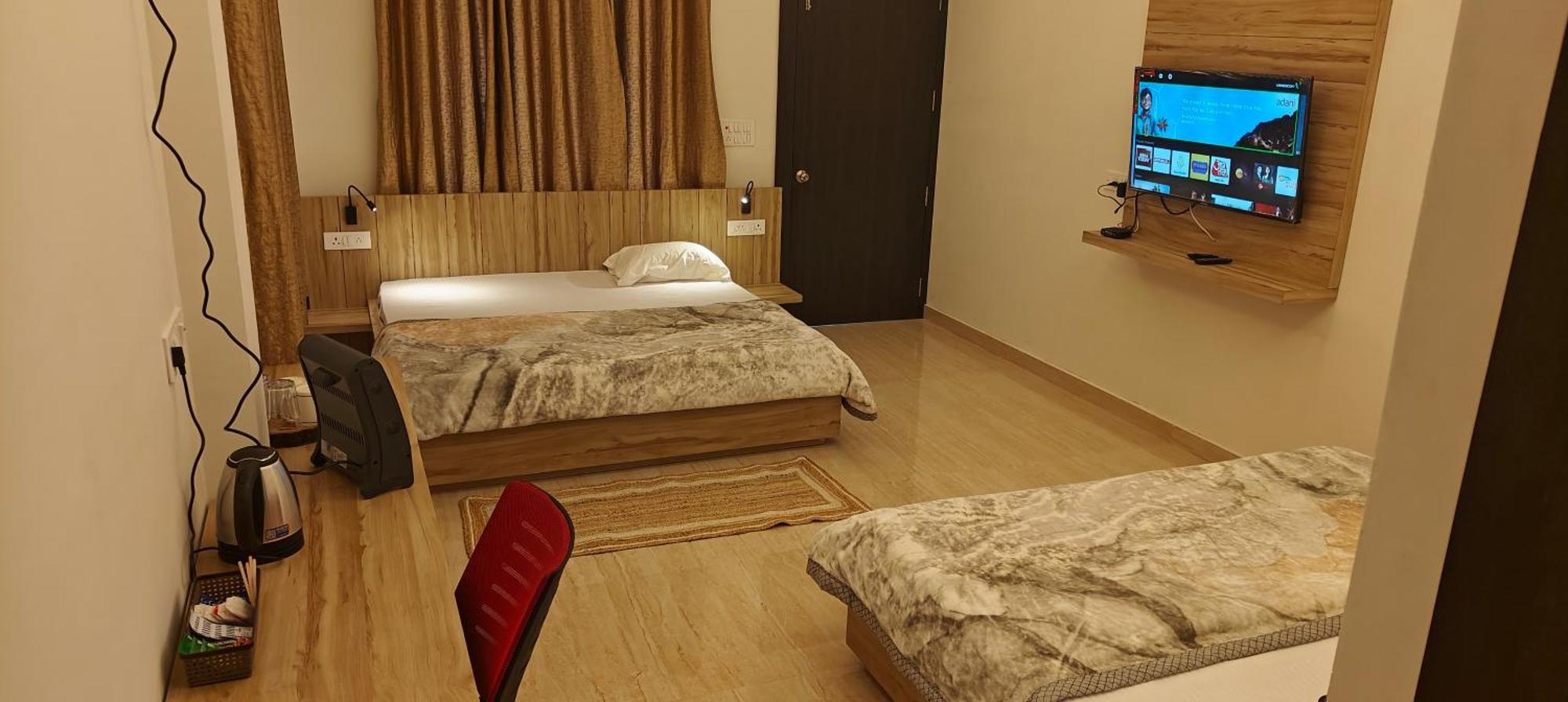 Shobhayan Inn, Airport Railway Station Pickup Free Ayodhya Bagian luar foto