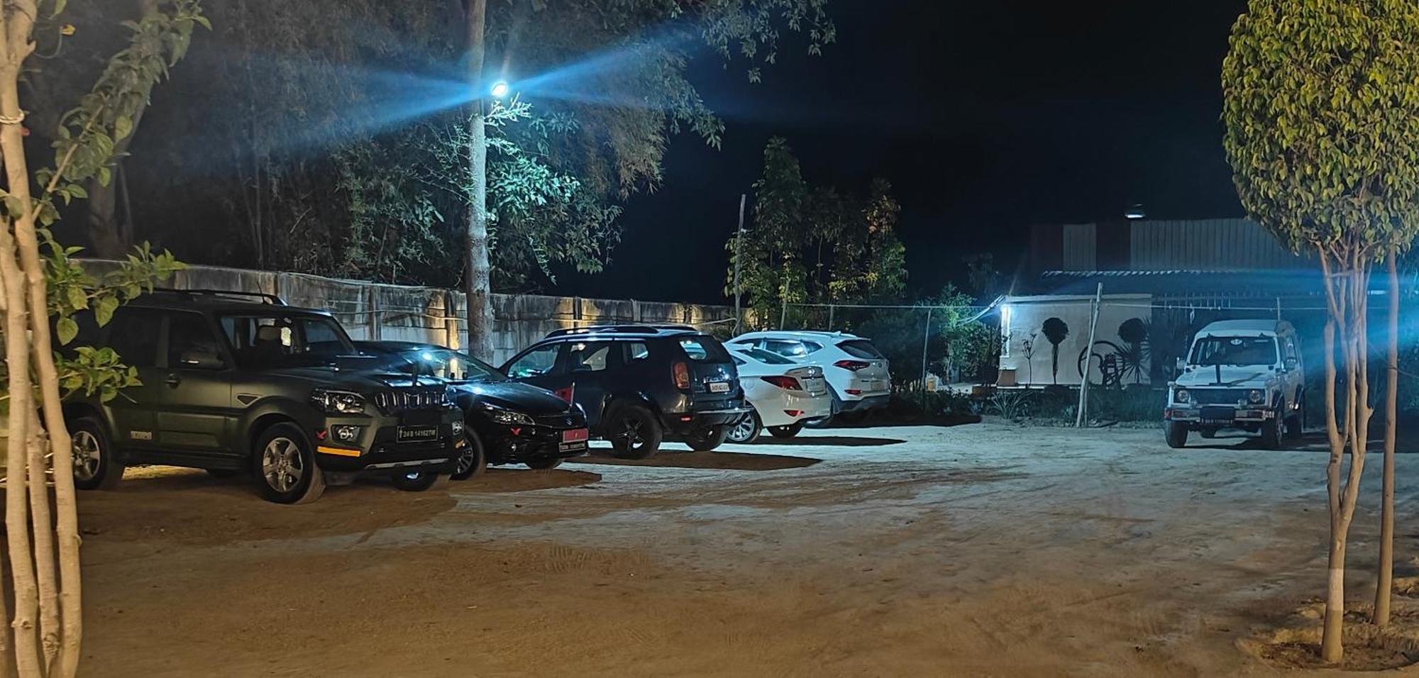 Shobhayan Inn, Airport Railway Station Pickup Free Ayodhya Bagian luar foto